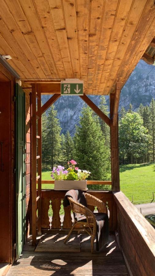 Hotel Berghaus Iffigenalp Lenk im Simmental Exterior foto